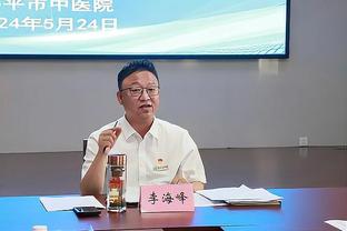 小卡：每场比赛都有不同的机会 今晚祖巴茨和鲍威尔抓住了机会