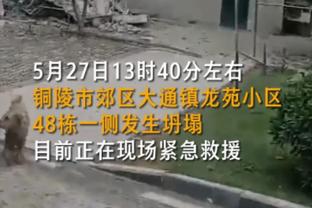 仅8人出战！锡伯杜：球队出现失误可以理解 很多球员没怎么上过场